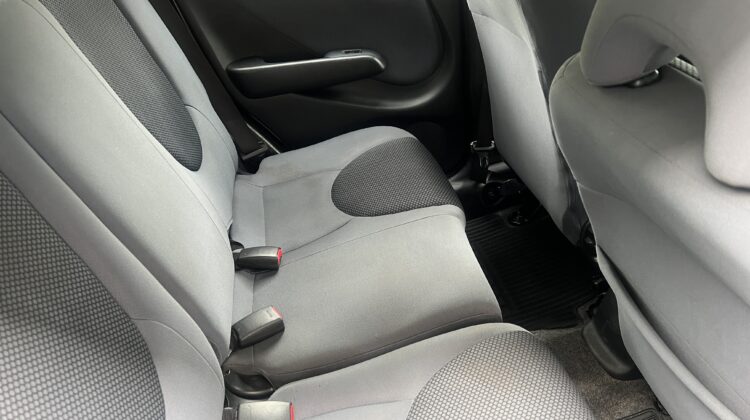 Fit LX 1.4 Automático 2007/2008 Prata Completo