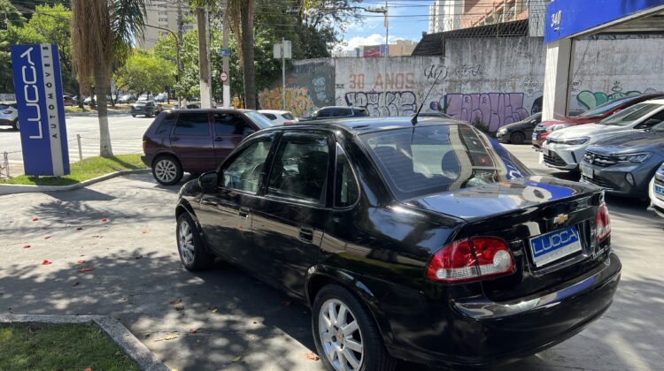 Classic 1.0 LS 2014/2015 Vermelho