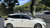 Yaris XLS 1.5 Automático CVT 2019/2020 Branco Perolizado Flex com Teto Solar