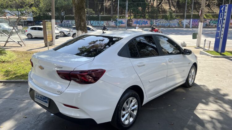 Onix Plus LT 1.0 Turbo 2022 Branco Flex Completo