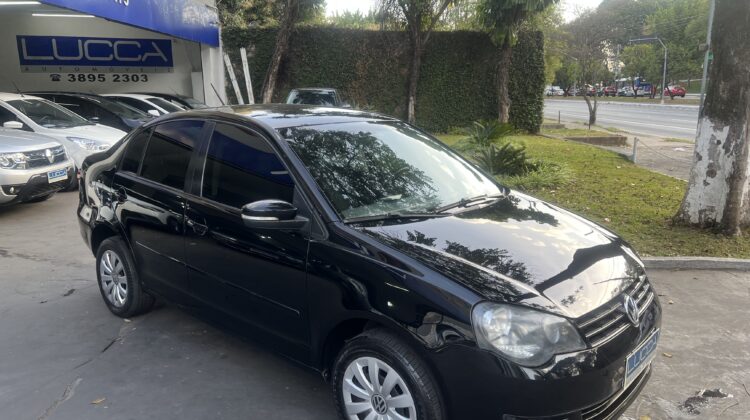 Polo Sedan 1.6 2013 Preto Flex Completo
