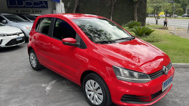 Fox 1.0 Trendline 2014/2015 Vermelho Flex Completo