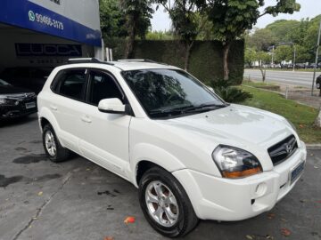 Tucson GLS 2.0 Automática 2014/2015 Branca Flex Completa