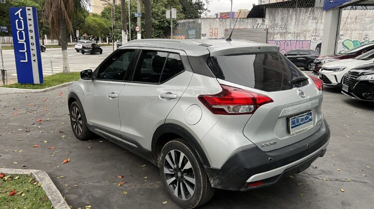 Kicks SV 1.6 Automático CVT 2019/2020 Prata Flex Completo