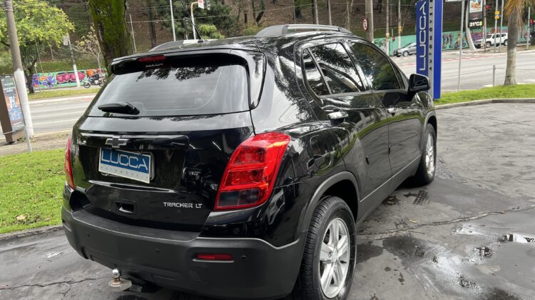 Tracker LT 1.8 Automática 2016/2016 Preto Flex Completo