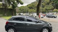 Onix 1.0 LT 2017 Cinza Flex Completo
