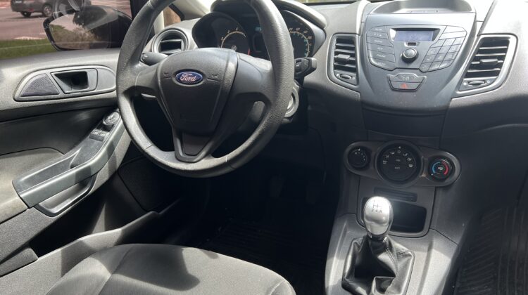 Fiesta 1.5 S 2013/2014 Preto Flex Completo