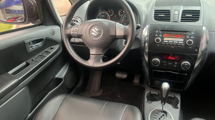 SX4 4WD 2.0 Automático 2011/2012 Prata Completo