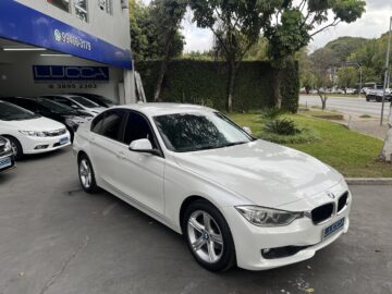 BMW 320i 2.0 Turbo Aut. 2013 Branca