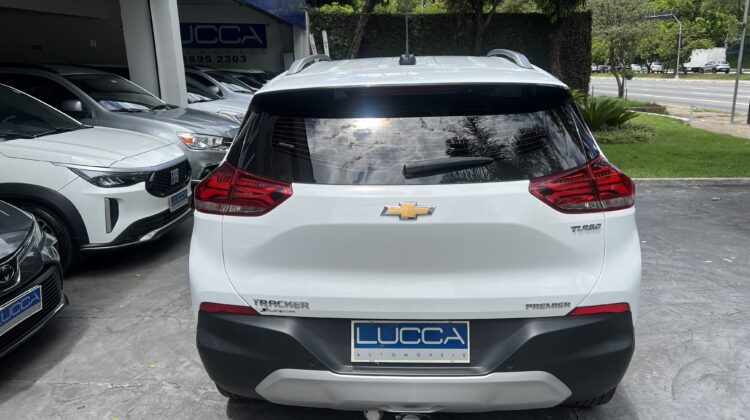 Tracker Premier 1.2 Turbo Automático 2022 Branco Flex com teto solar