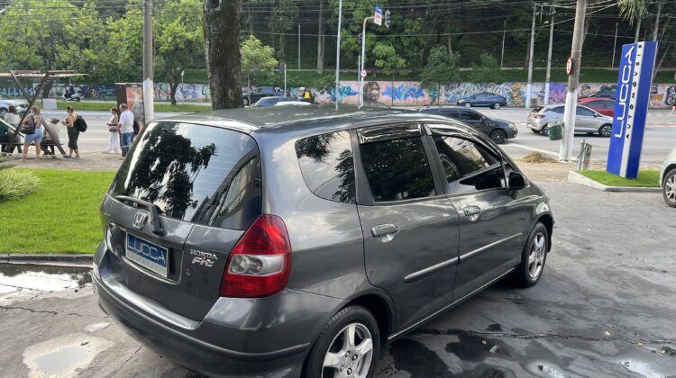 Fit 1.4 LX 2006/2007 Cinza Completo