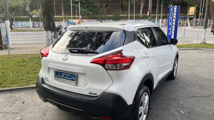 Kicks S 1.6 Automático CVT 2018 Branco Perolizado Flex Completo