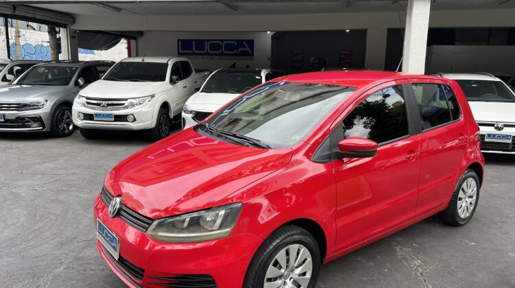 Fox 1.0 Trendline 2014/2015 Vermelho Flex Completo