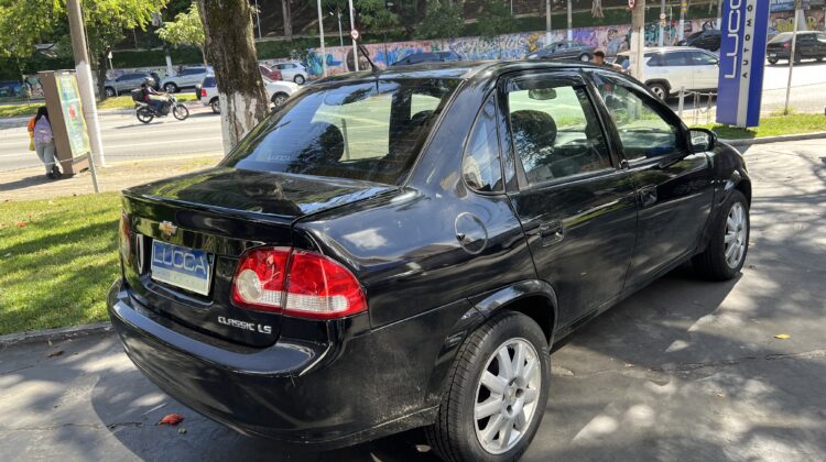Classic 1.0 LS 2014/2015 Vermelho