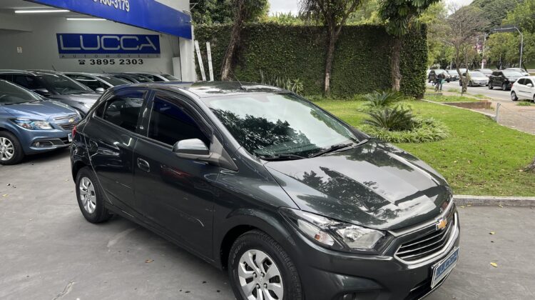 Onix 1.0 LT 2017 Cinza Flex Completo
