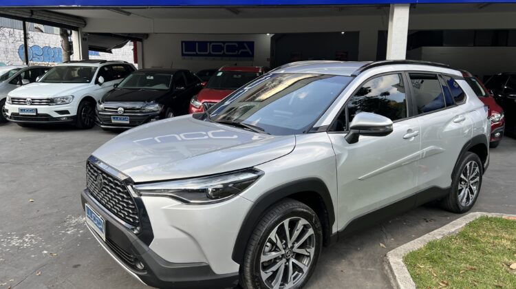 Corolla Cross XRE 2.0 Automático CVT 2023 Prata Flex Completo