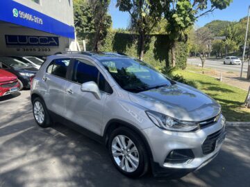 Tracker Premier 1.4 Turbo Automático 2018 Prata Flex com teto solar – Top de linha