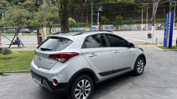 HB20X Style 1.6 Automático 2017 Prata Flex Completo