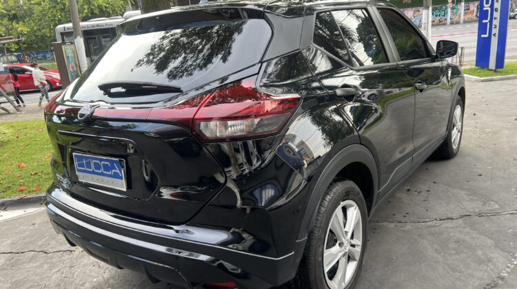 Kicks Active 1.6 Automático CVT 2024/2024 Preto Flex Completo
