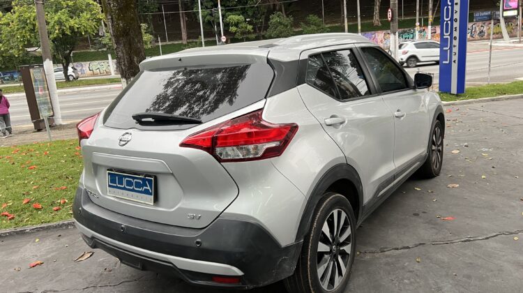 Kicks SV 1.6 Automático CVT 2019/2020 Prata Flex Completo