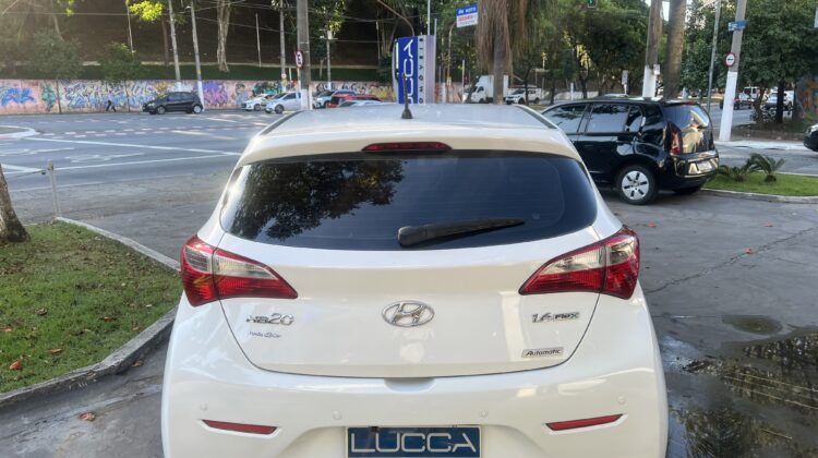 HB20 COMFORT PLUS 1.6 AUTOMÁTICO 2014 BRANCO FLEX COMPLETO
