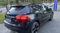 Mercedes-Benz GLA 200 Night 1.6 CGI Aut. 2018/2019 Preta Flex Completa