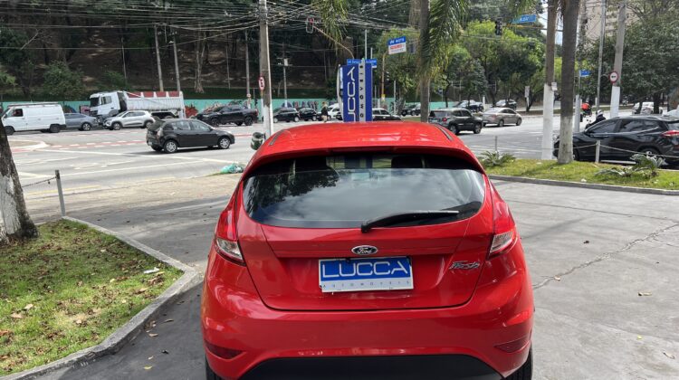 New Fiesta 1.5 S 2013/2014 Vermelho Flex Completo