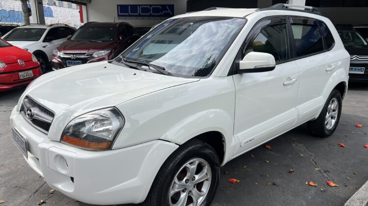 Tucson GLS 2.0 Automática 2014/2015 Branca Flex Completa