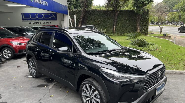 Corolla Cross XRE 2.0 Automático CVT 2022 Preto Flex Completo
