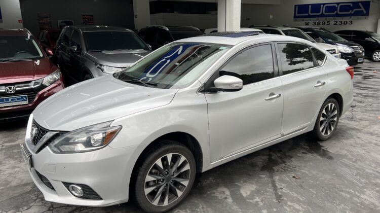 Sentra SL 2.0 Automático CVT 2018/2019 Prata Flex Top de Linha com Teto Solar