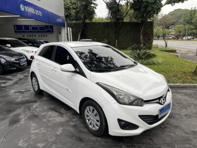 HB20 1.0 Comfort Plus 2013/2014 Branco Flex Completo