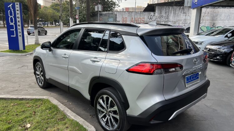 Corolla Cross XRE 2.0 Automático CVT 2023 Prata Flex Completo