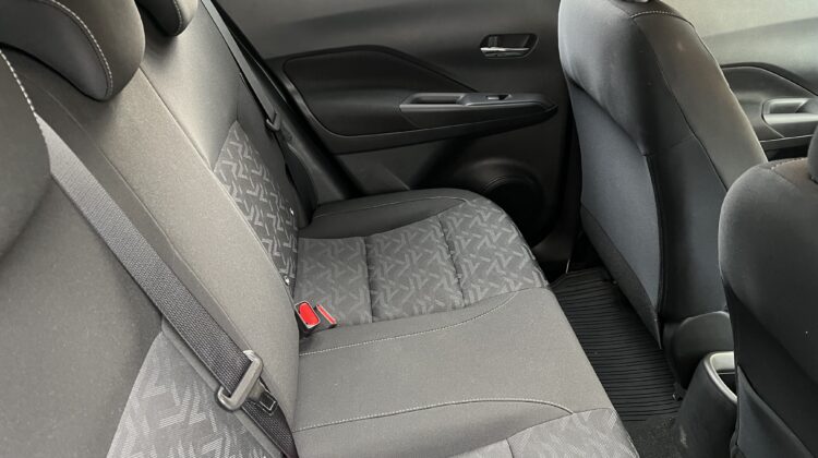 Kicks Sense 1.6 Automático CVT 2024 Preto Flex Completo