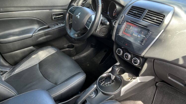ASX 2.0 AWD Automático CVT 2014/2015 Cinza com teto panorâmico