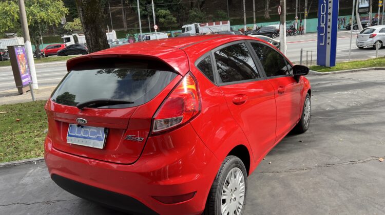 New Fiesta 1.5 S 2013/2014 Vermelho Flex Completo