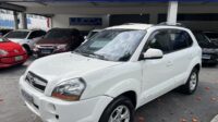 Tucson GLS 2.0 Automática 2014/2015 Branca Flex Completa