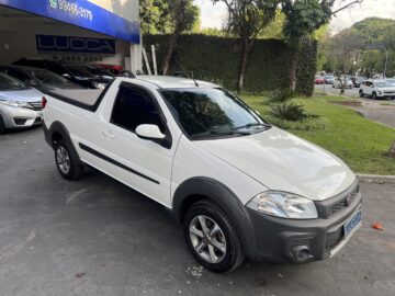 Strada Hard Working 1.4 Cabine Simples 2018 Branca Flex Completa