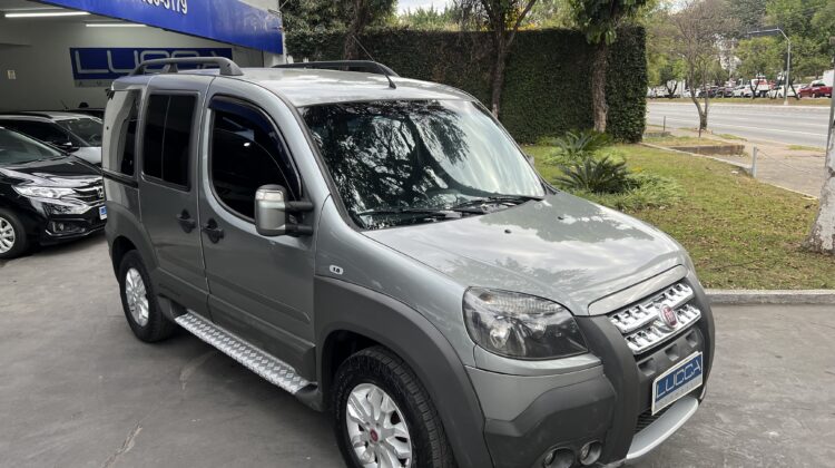 Doblo Adventure 1.8 2014 Cinza Flex Completa 6 lugares