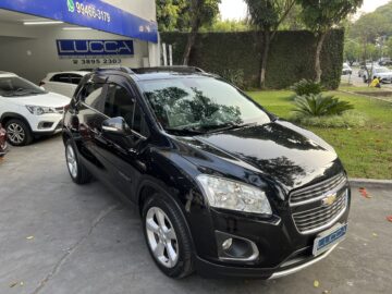 Tracker LTZ 1.8 Automático 2015/2015 Preto Flex com teto solar