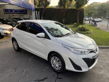 Yaris XL 1.3 Automático 2022 Branco Perolizado Flex Completo