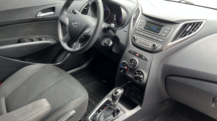 HB20X Style 1.6 Automático 2017 Prata Flex Completo