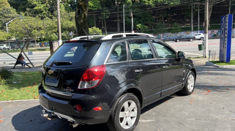 Captiva 3.0 V6 AWD Sport Automática 2012 Preta com teto solar – Blindada III-A