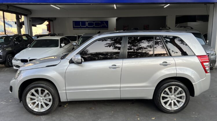 Grand Vitara 2.0 Automática 2WD 2014 Prata com teto solar