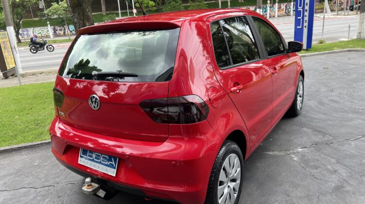 Fox 1.0 Trendline 2014/2015 Vermelho Flex Completo