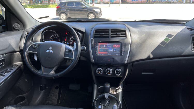 ASX 2.0 AWD Automático CVT 2014/2015 Cinza com teto panorâmico
