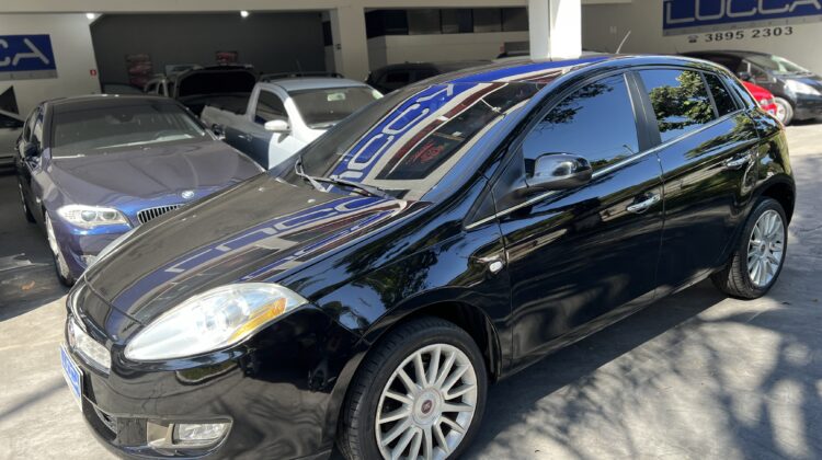 Bravo 1.8 Absolute 2011/2012 Preto Flex Completo