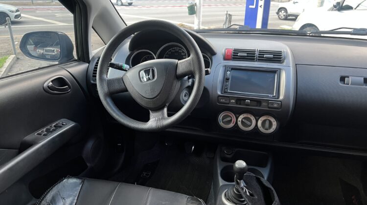 Fit 1.4 LX 2006/2007 Cinza Completo