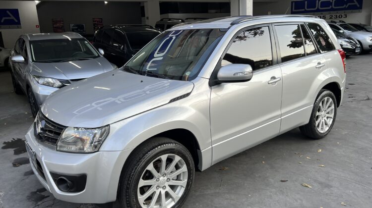 Grand Vitara 2.0 Automática 2WD 2014 Prata com teto solar