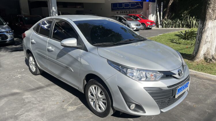 Yaris Sedan XL 1.5 Automático 2019 Prata Flex Completo