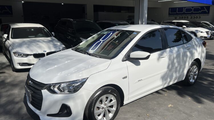 Onix Plus LT 1.0 Turbo 2022 Branco Flex Completo